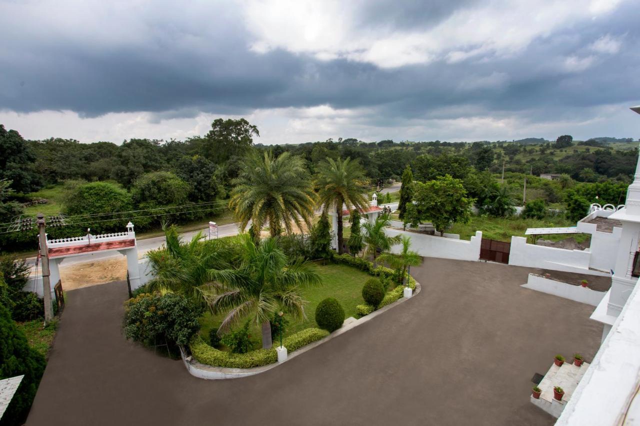 Narayan Niwas Resort Ranakpur Exterior photo